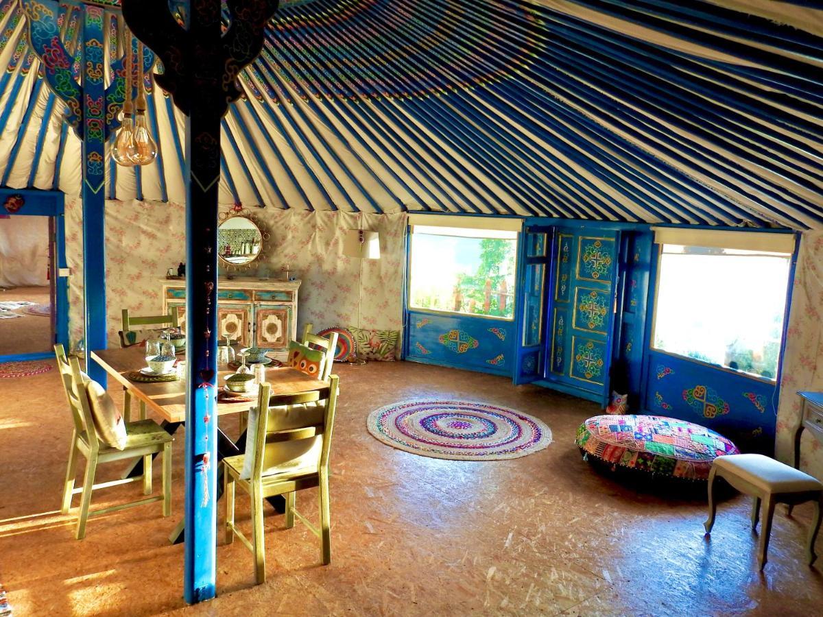 Exclusive Nirvana Yurts Glamping Kato Drys Luaran gambar